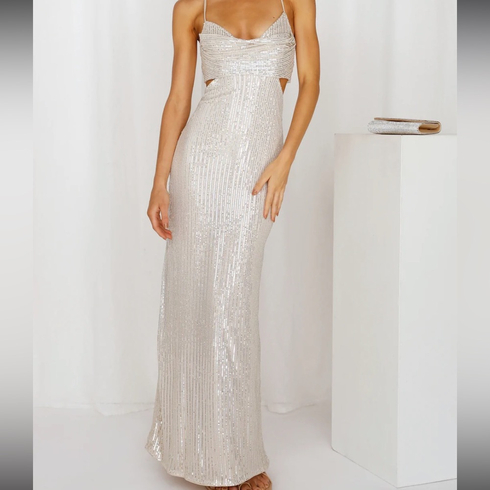 Hello Molly SPARKLING MOMENT MAXI DRESS SILVER - Picture 3 of 5